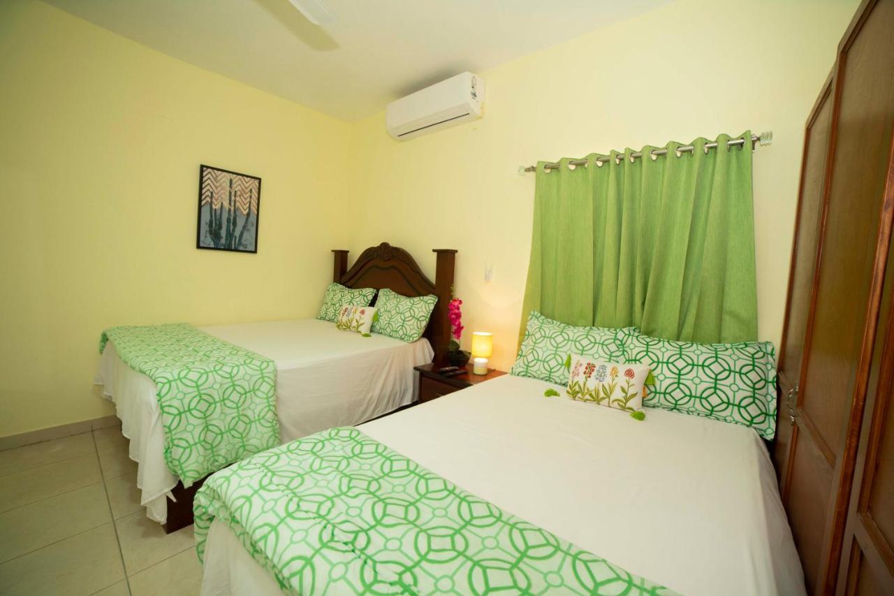 Hotel Enrique I Gazcue, Bed And Breakfast Santo Domingo Buitenkant foto