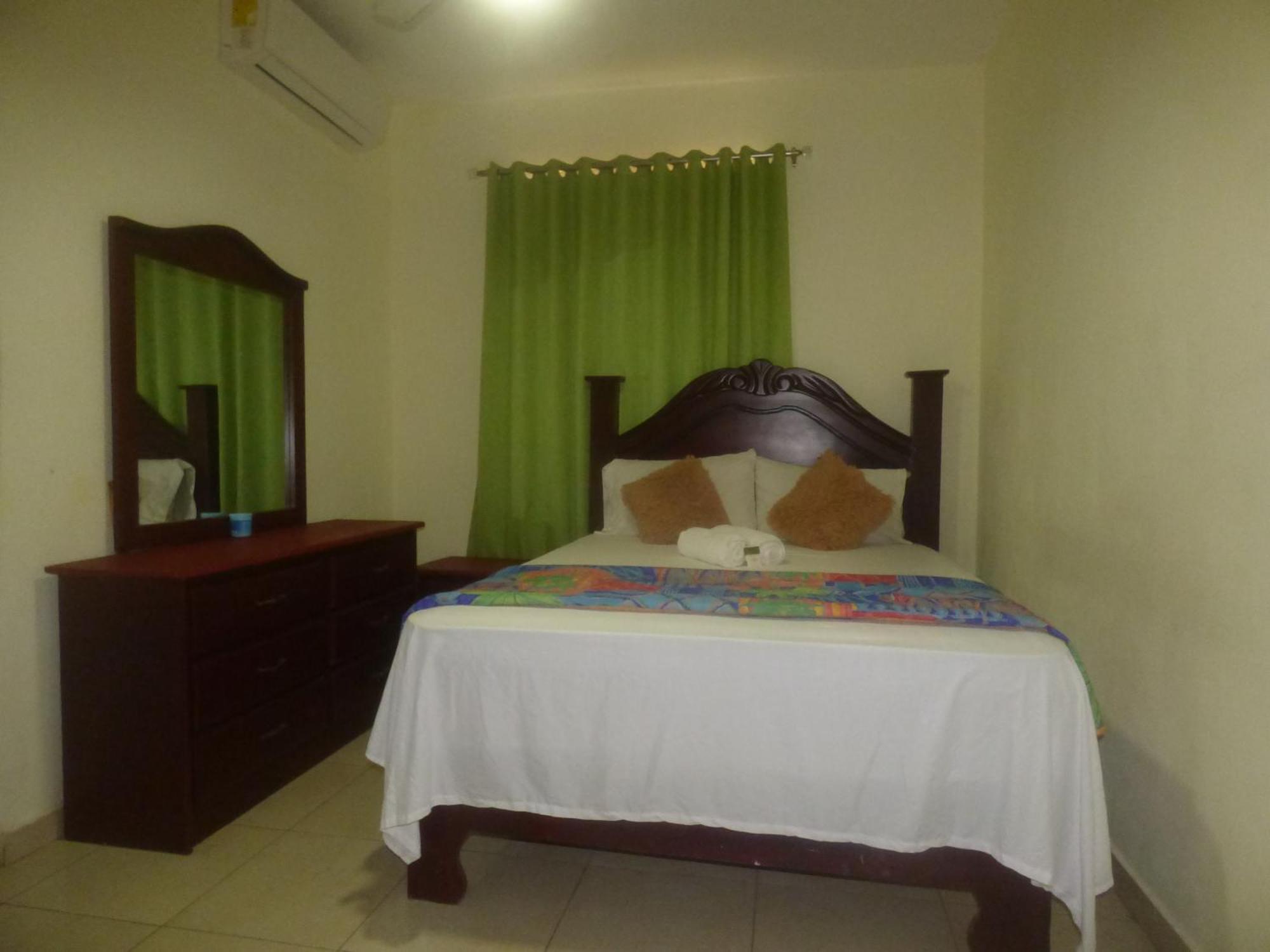 Hotel Enrique I Gazcue, Bed And Breakfast Santo Domingo Buitenkant foto